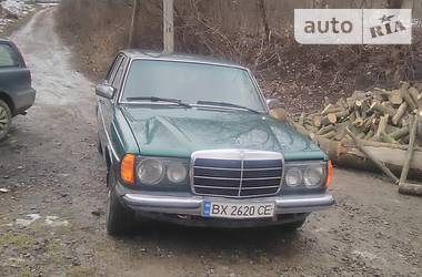 Седан Mercedes-Benz Atego 1980 в 