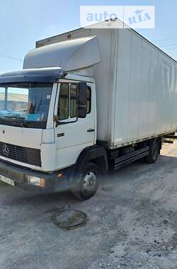 Грузовой фургон Mercedes-Benz Atego 1994 в Львове