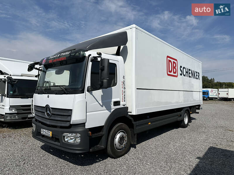 Вантажний фургон Mercedes-Benz Atego 2015 в 