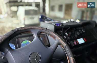 Грузовой фургон Mercedes-Benz Atego 2001 в 