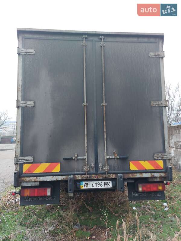 Вантажний фургон Mercedes-Benz Atego 1997 в Дніпрі