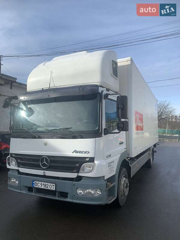 Грузовой фургон Mercedes-Benz Atego 2010 в Львове