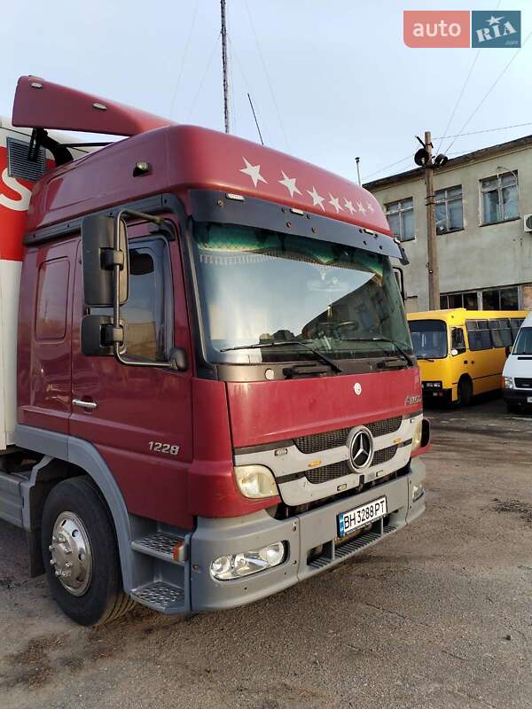 Вантажний фургон Mercedes-Benz Atego 2006 в Одесі