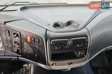 Вантажний фургон Mercedes-Benz Atego 2012 в 