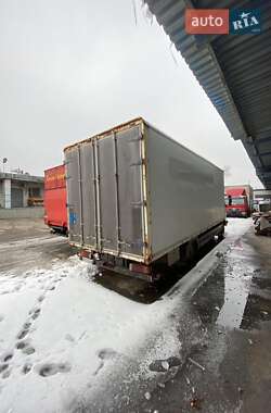 Інші вантажівки Mercedes-Benz Atego 2000 в 