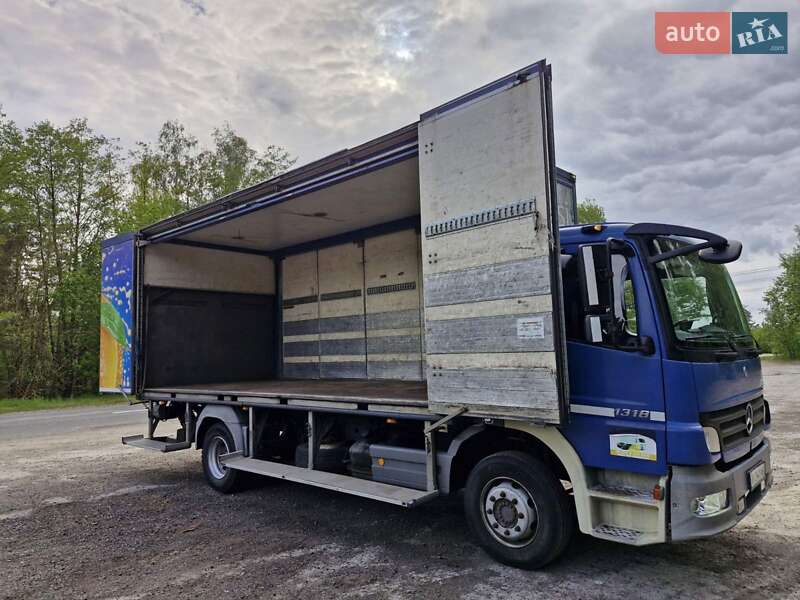 Грузовой фургон Mercedes-Benz Atego 2010 в 