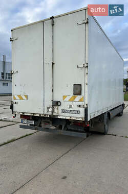 Вантажний фургон Mercedes-Benz Atego 2001 в 