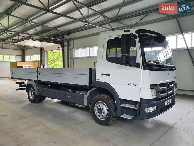 Борт Mercedes-Benz Atego 2011 в Калуші