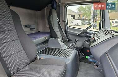 Грузовой фургон Mercedes-Benz Atego 1999 в 