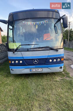 Туристический / Междугородний автобус Mercedes-Benz Atego 1999 в Комарному