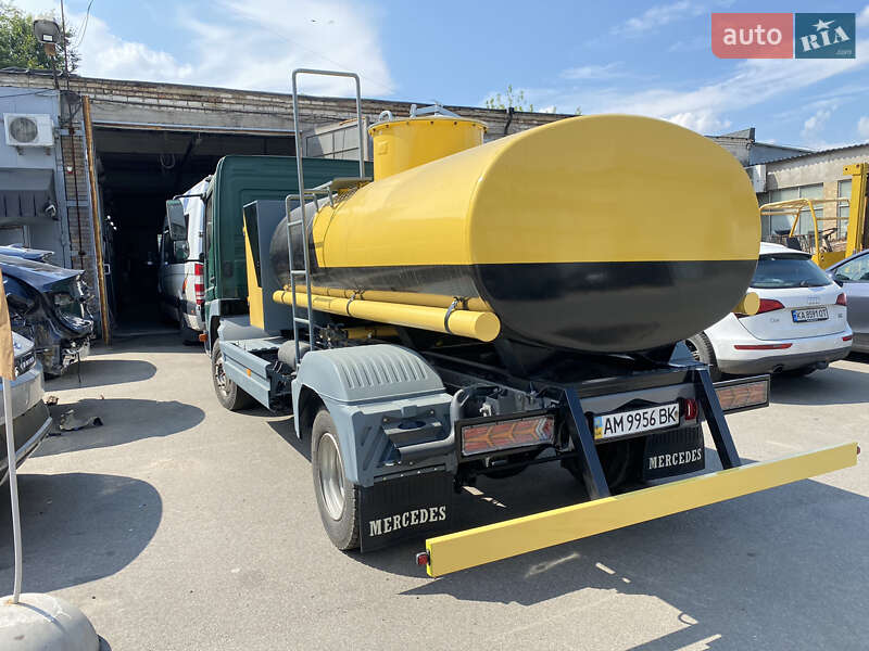 Бензовоз Mercedes-Benz Atego 2006 в Киеве