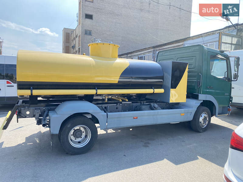 Бензовоз Mercedes-Benz Atego 2006 в Киеве