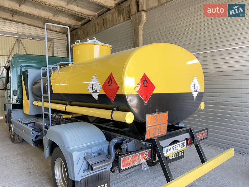Бензовоз Mercedes-Benz Atego 2006 в Киеве