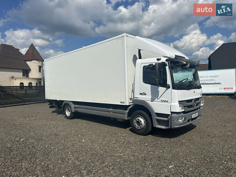 Mercedes-Benz Atego 2012