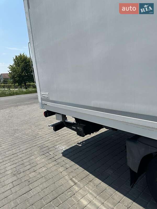 Грузовой фургон Mercedes-Benz Atego 2015 в Львове