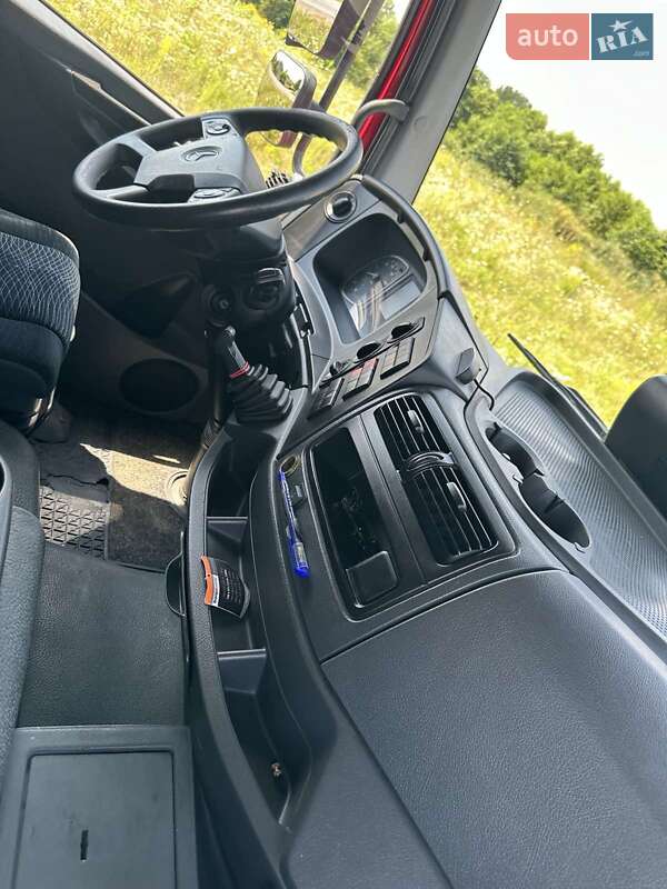 Грузовой фургон Mercedes-Benz Atego 2015 в Львове