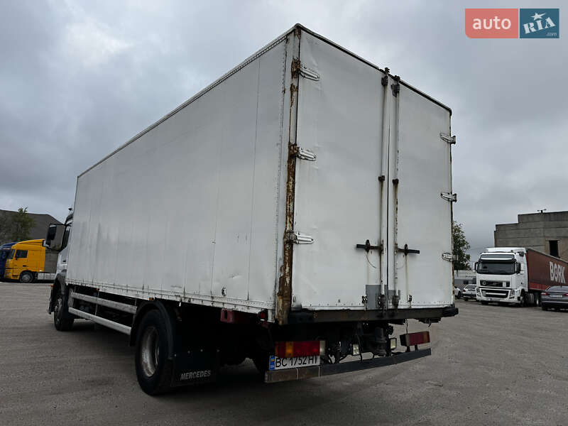 Грузовой фургон Mercedes-Benz Atego 1998 в Львове