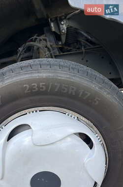 Грузовой фургон Mercedes-Benz Atego 1998 в 