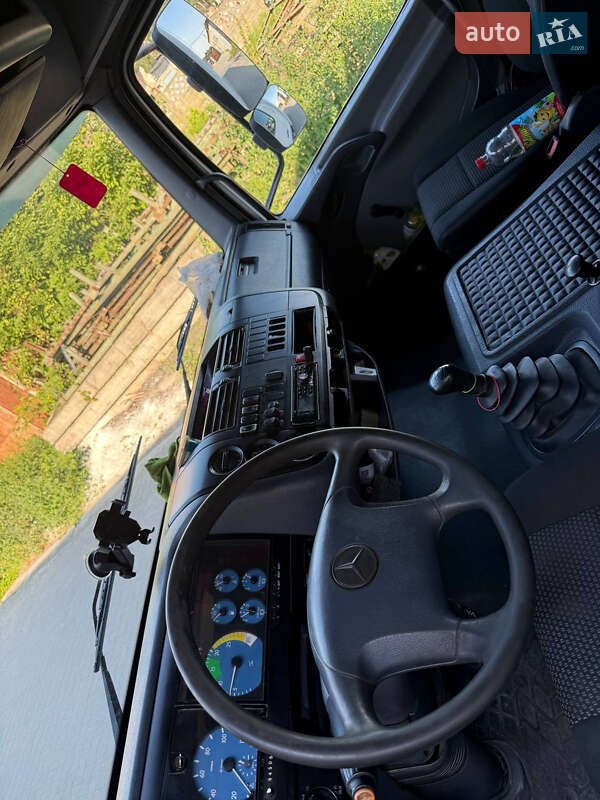 Вантажний фургон Mercedes-Benz Atego 1999 в Луцьку