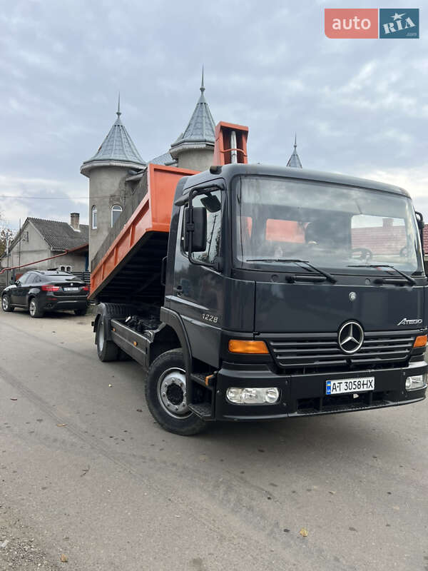 Mercedes-Benz Atego 2003