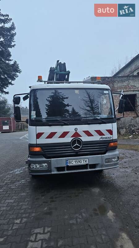 Автовышка Mercedes-Benz Atego 2000 в Львове