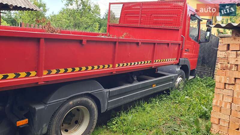 Самосвал Mercedes-Benz Atego 2001 в Львове