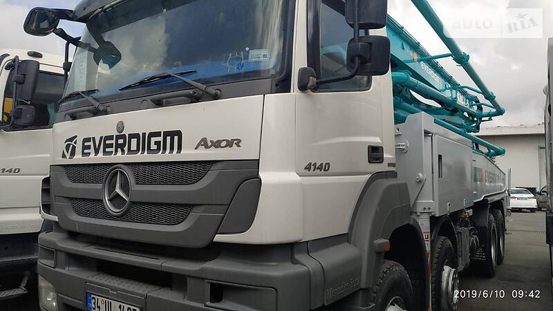 Бетононасос Mercedes-Benz Axor 2015 в Киеве