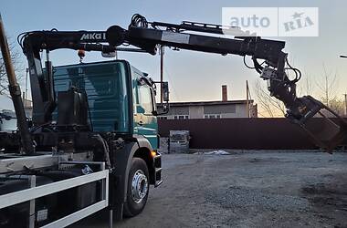 Самосвал Mercedes-Benz Axor 2010 в Бучаче