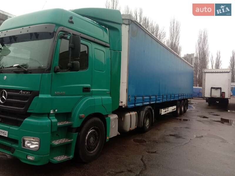 Тягач Mercedes-Benz Axor 2010 в Києві