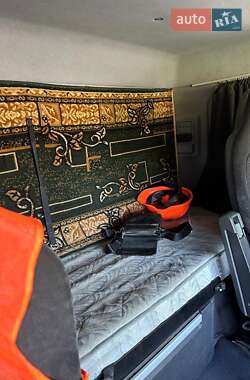 Тягач Mercedes-Benz Axor 2011 в 