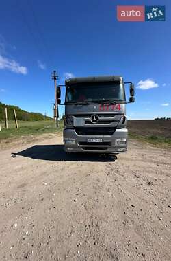 Тягач Mercedes-Benz Axor 2011 в 