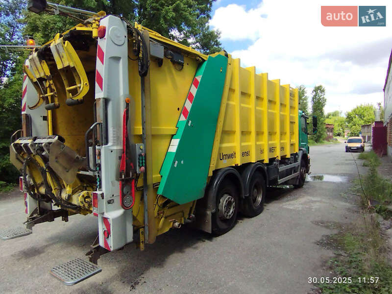 Сміттєвоз Mercedes-Benz Axor 2008 в Києві