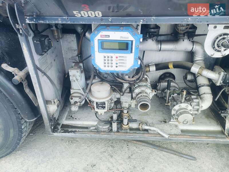 Бензовоз Mercedes-Benz Axor 2006 в Луцьку