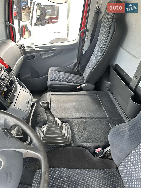 Грузовой фургон Mercedes-Benz Axor 2012 в Бучаче