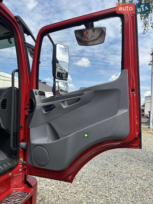 Грузовой фургон Mercedes-Benz Axor 2012 в Бучаче