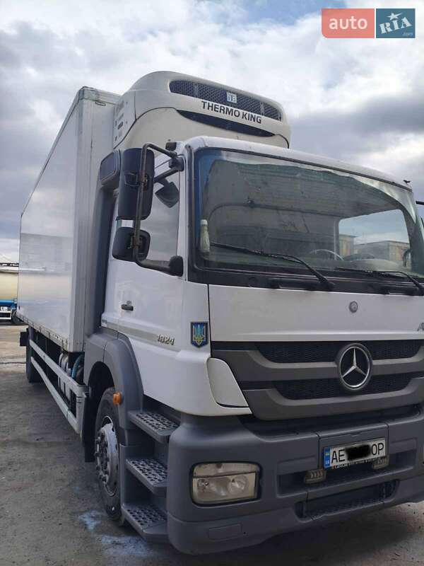 Рефрижератор Mercedes-Benz Axor 2013 в Дніпрі