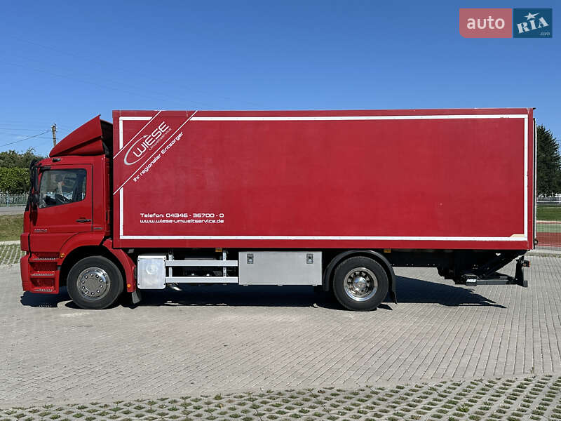 Вантажний фургон Mercedes-Benz Axor 2012 в Бучачі
