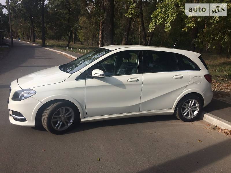 Хэтчбек Mercedes-Benz B-Class 2014 в Киеве