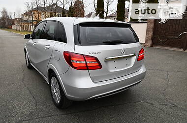 Універсал Mercedes-Benz B-Class 2016 в 