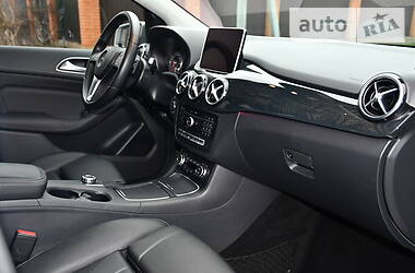 Універсал Mercedes-Benz B-Class 2016 в 