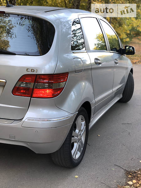 Хетчбек Mercedes-Benz B-Class 2010 в Лубнах фото 38 Хетчбек Mercedes-Benz B-Class 2010 в Лубнах