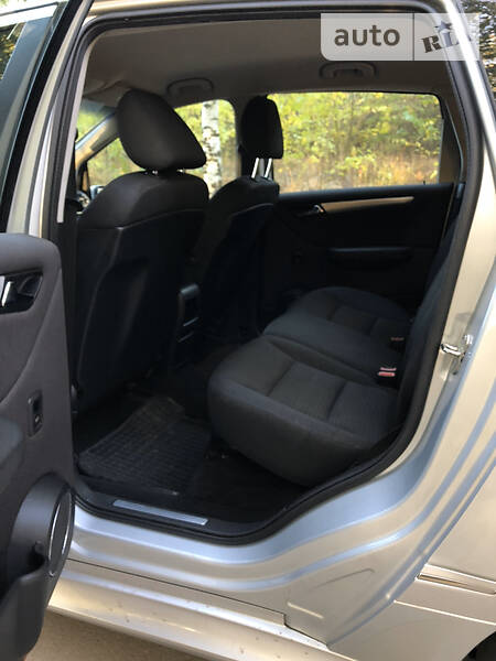 Хетчбек Mercedes-Benz B-Class 2010 в Лубнах фото 44 Хетчбек Mercedes-Benz B-Class 2010 в Лубнах