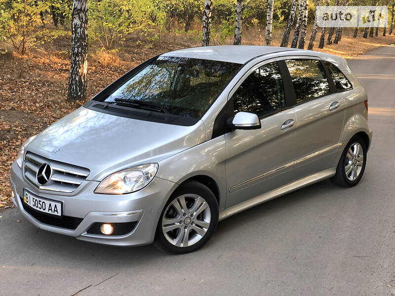 Хетчбек Mercedes-Benz B-Class 2010 в Лубнах фото 20 Хетчбек Mercedes-Benz B-Class 2010 в Лубнах