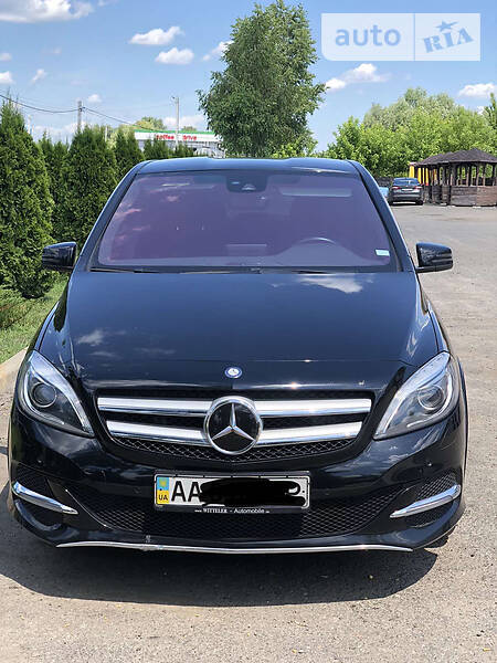 Хэтчбек Mercedes-Benz B-Class 2016 в Киеве