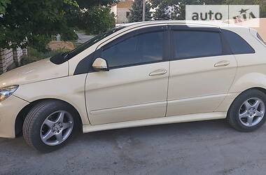 Хэтчбек Mercedes-Benz B-Class 2010 в Одессе