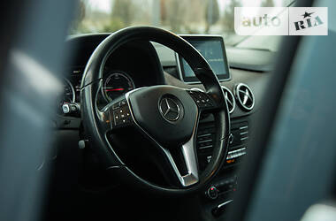 Хэтчбек Mercedes-Benz B-Class 2014 в Днепре