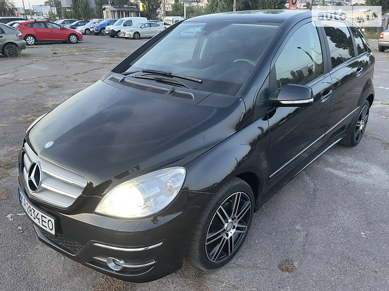 Хэтчбек Mercedes-Benz B-Class 2010 в Киеве