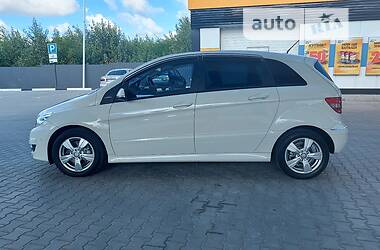 Хэтчбек Mercedes-Benz B-Class 2010 в Днепре