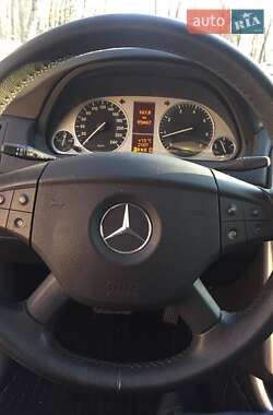 Хэтчбек Mercedes-Benz B-Class 2010 в 