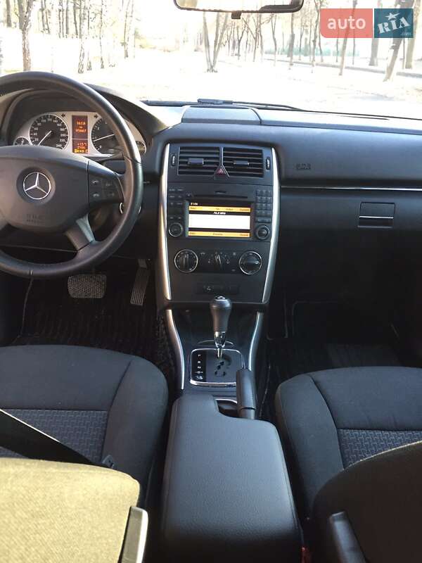 Хетчбек Mercedes-Benz B-Class 2010 в Києві